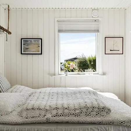 Peaceful Nostalgic With A View Feriehus