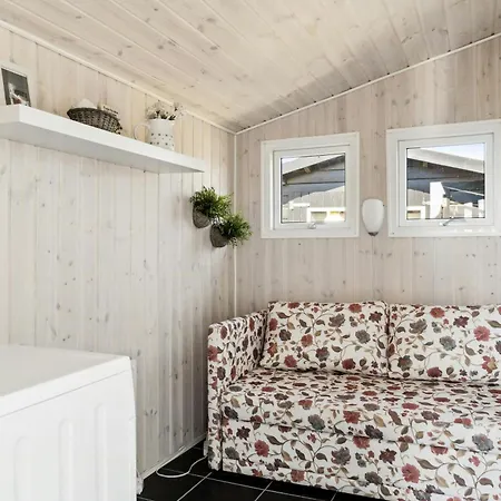 Peaceful Nostalgic With A View Vakantiehuis